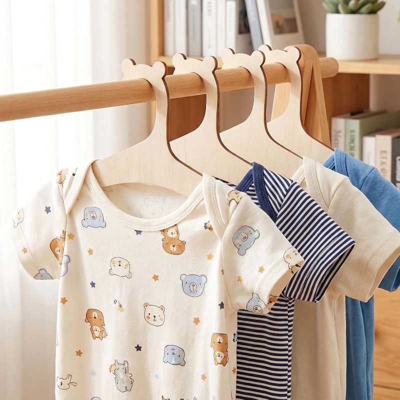 Baby Clothes Rack Cute Bear Wo - Baby Clothing Rack recension och pris