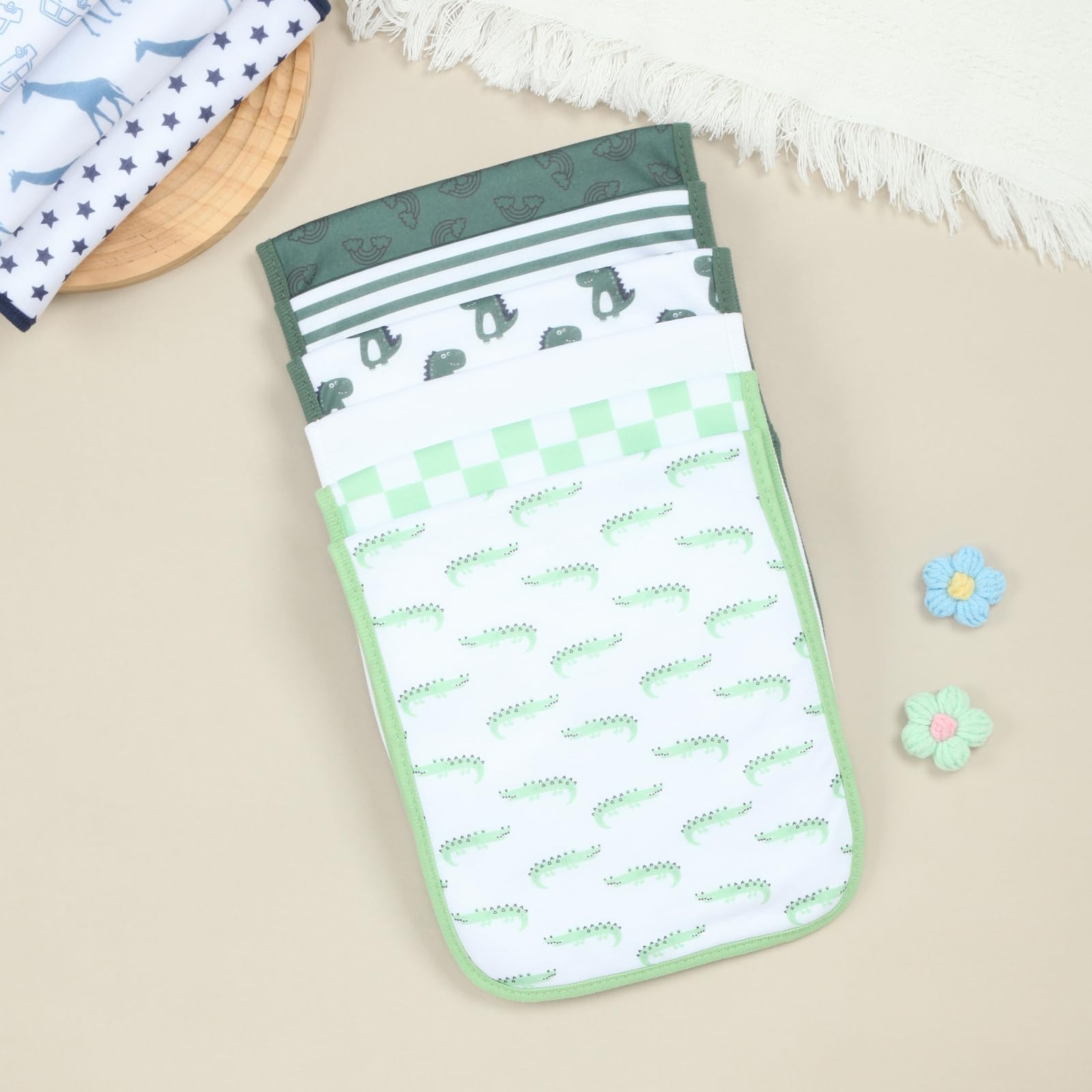 Benoxine 8-Pack Organic Cotton - Printed Bibs Pack recension och pris